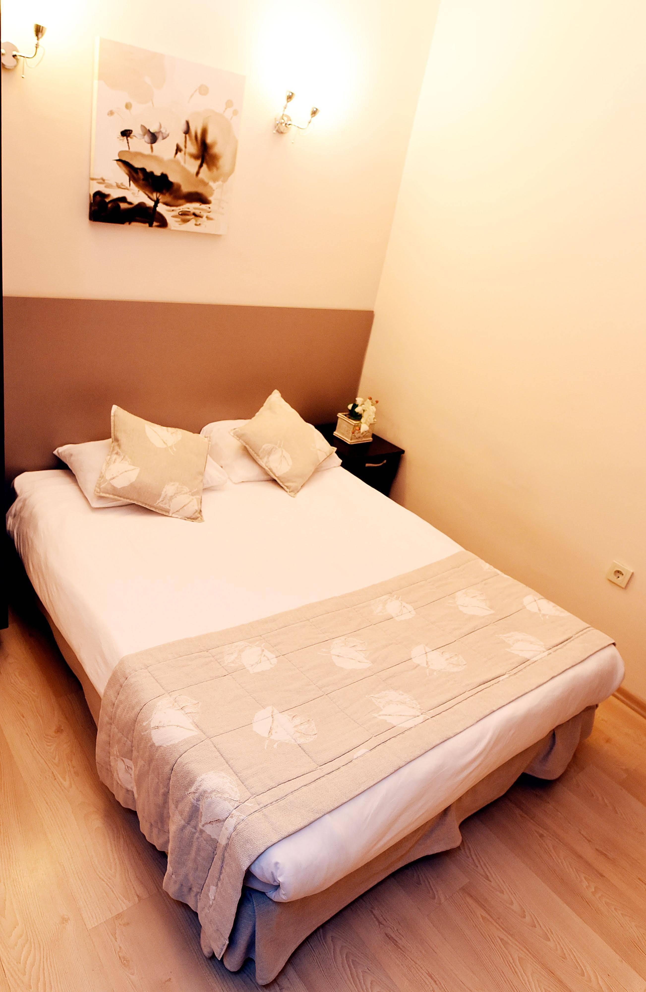Marine House Boutique Hotel Adalar Ngoại thất bức ảnh