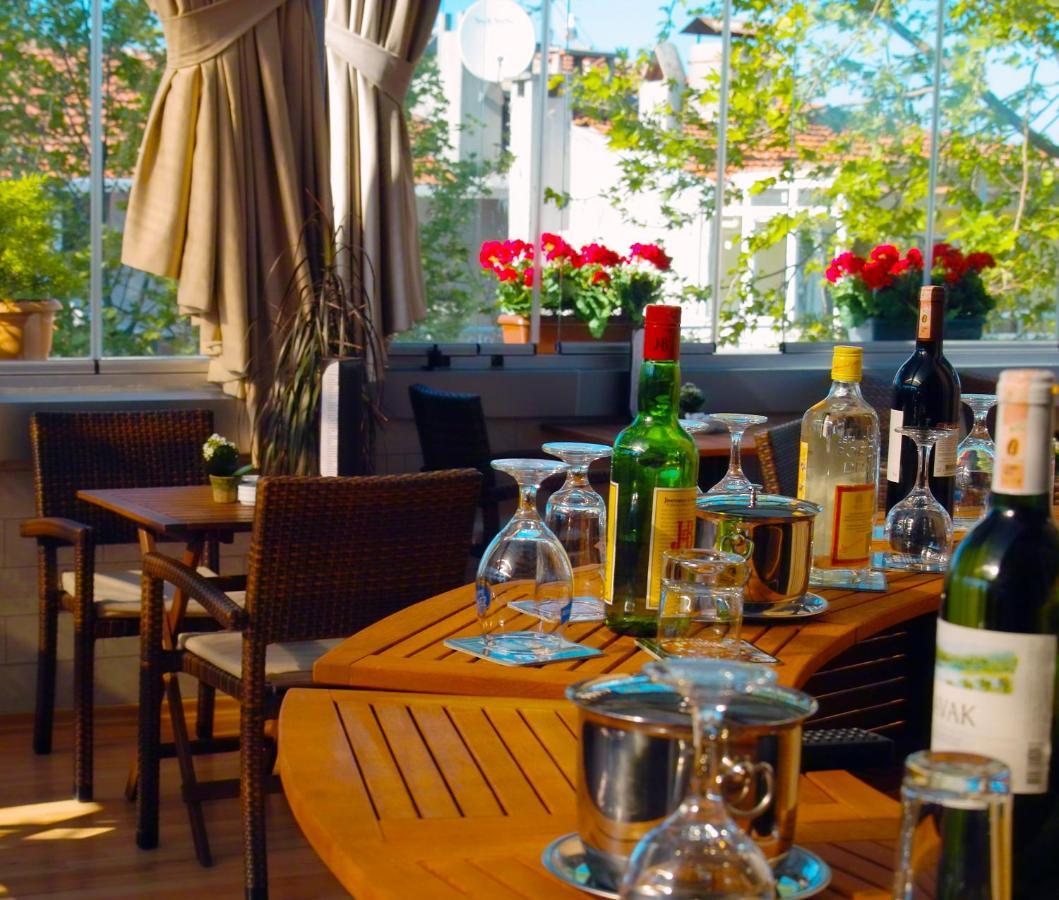 Marine House Boutique Hotel Adalar Ngoại thất bức ảnh